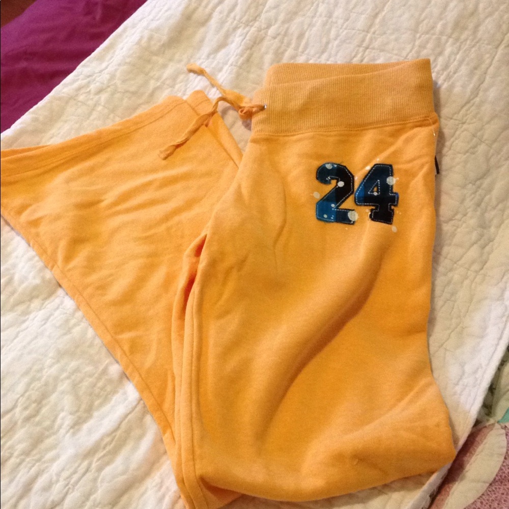 Brand new sweatpants